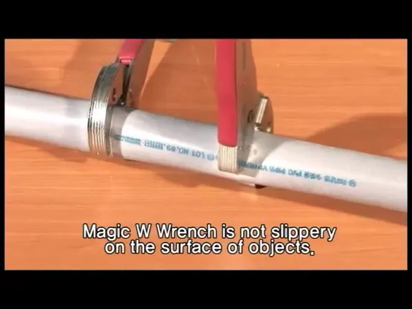 Gripping a round pipe